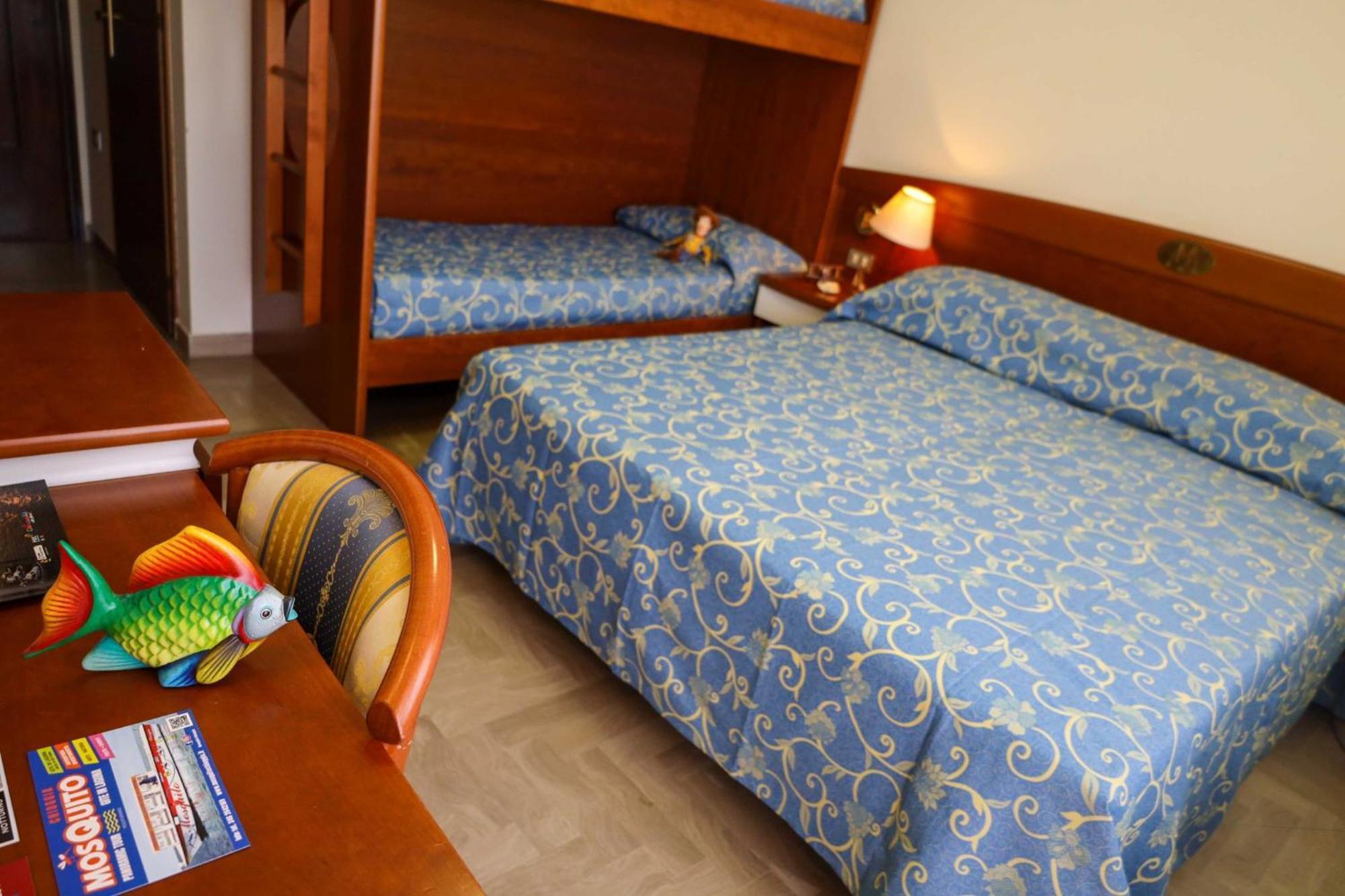 Easy Hotel Meryon سوتّومارينا المظهر الخارجي الصورة